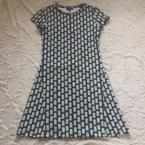 The Limited Patterned Short Sleeve Dress * Size XS